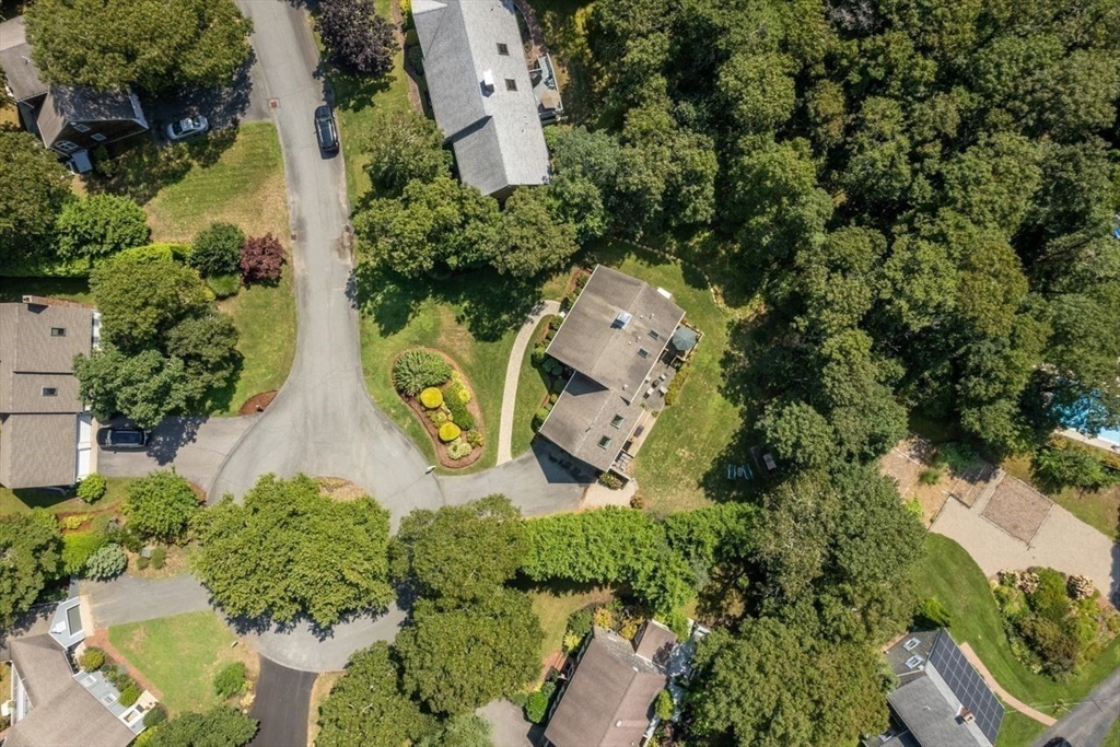 19 Windward Walk