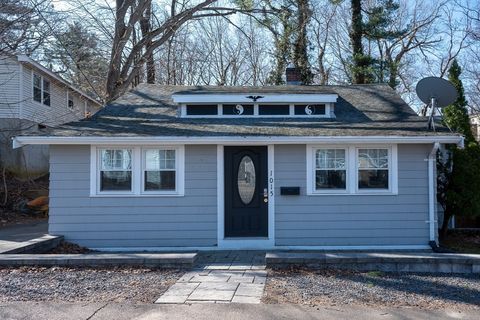 1015 Washington St Weymouth MA 02189