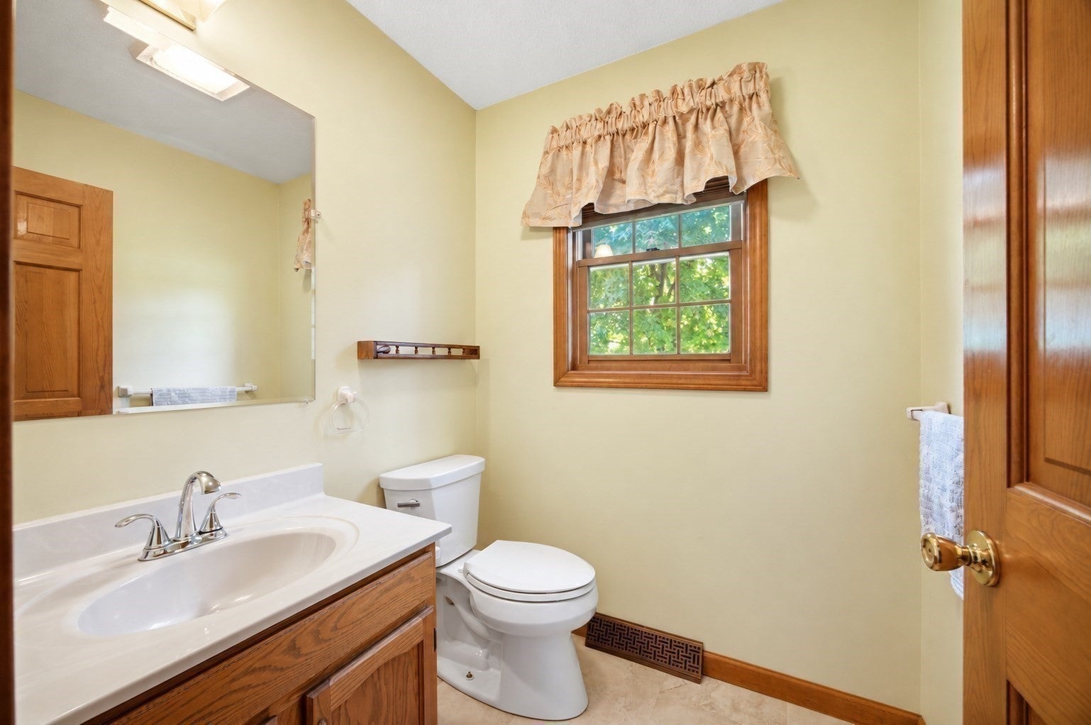15 Tamarack Dr, East Longmeadow, MA, 15 Tamarack Dr, East Longmeadow, MA Photo #14