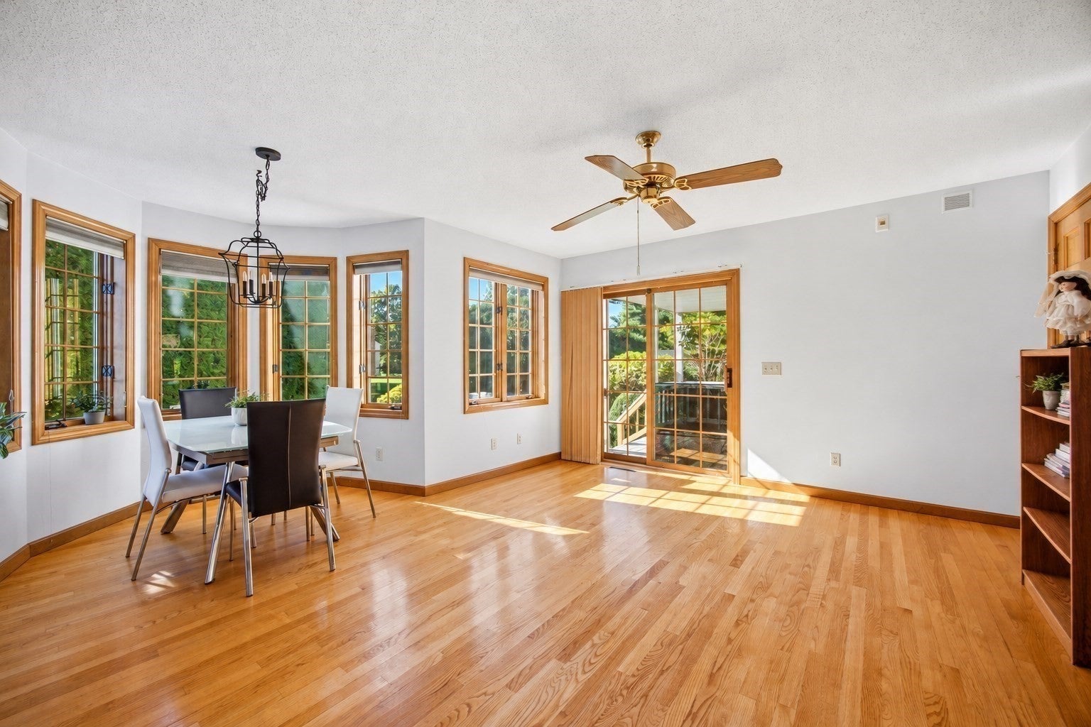 15 Tamarack Dr, East Longmeadow, MA, 15 Tamarack Dr, East Longmeadow, MA Photo #3