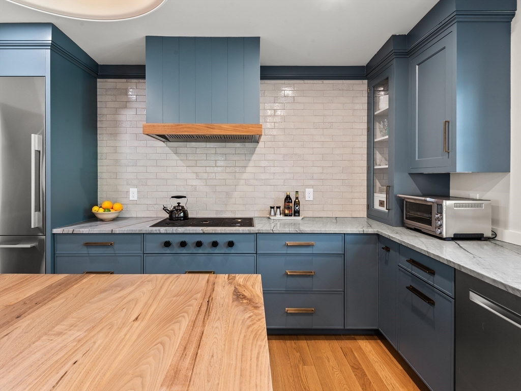 226 Wood St, Hopkinton, MA, 226 Wood St, Hopkinton, MA Photo #9