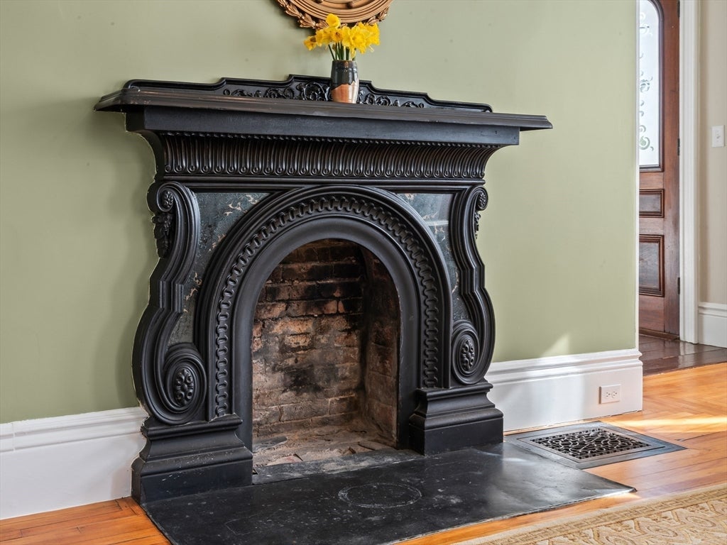 226 Wood St, Hopkinton, MA, 226 Wood St, Hopkinton, MA Photo #5