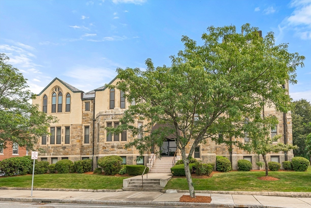 115 Washington Street 2A