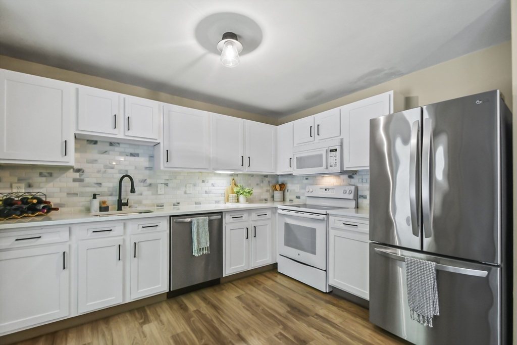 40 Country Hill Ln 40