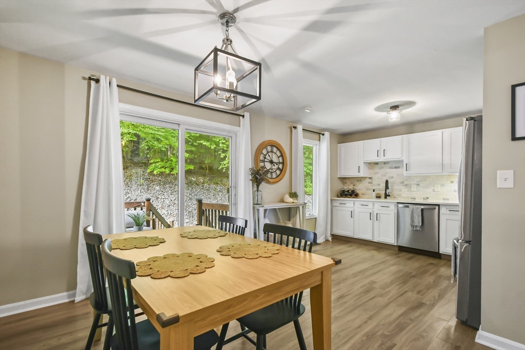 40 Country Hill Ln 40