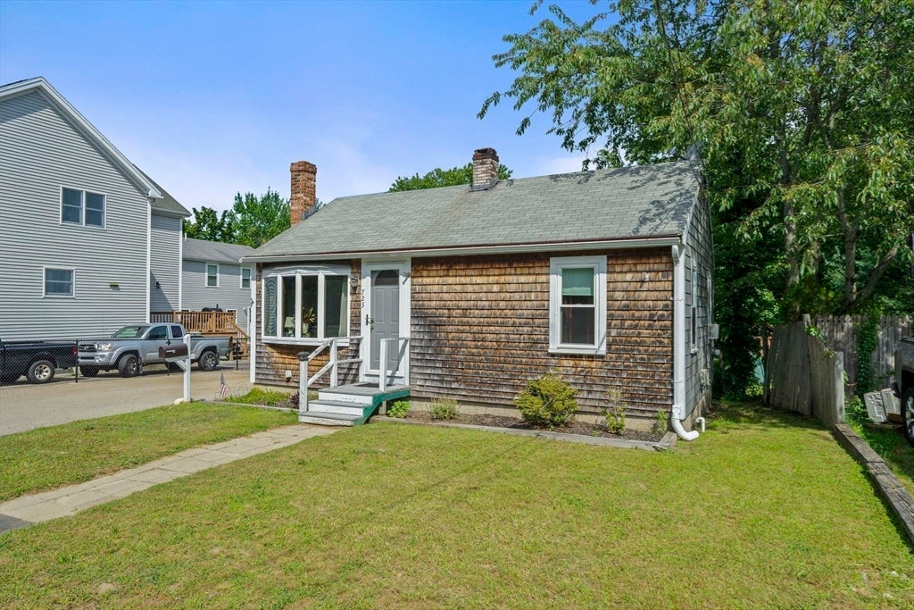 723 Old Randolph St, Abington, MA, 723 Old Randolph St, Abington, MA Photo #3