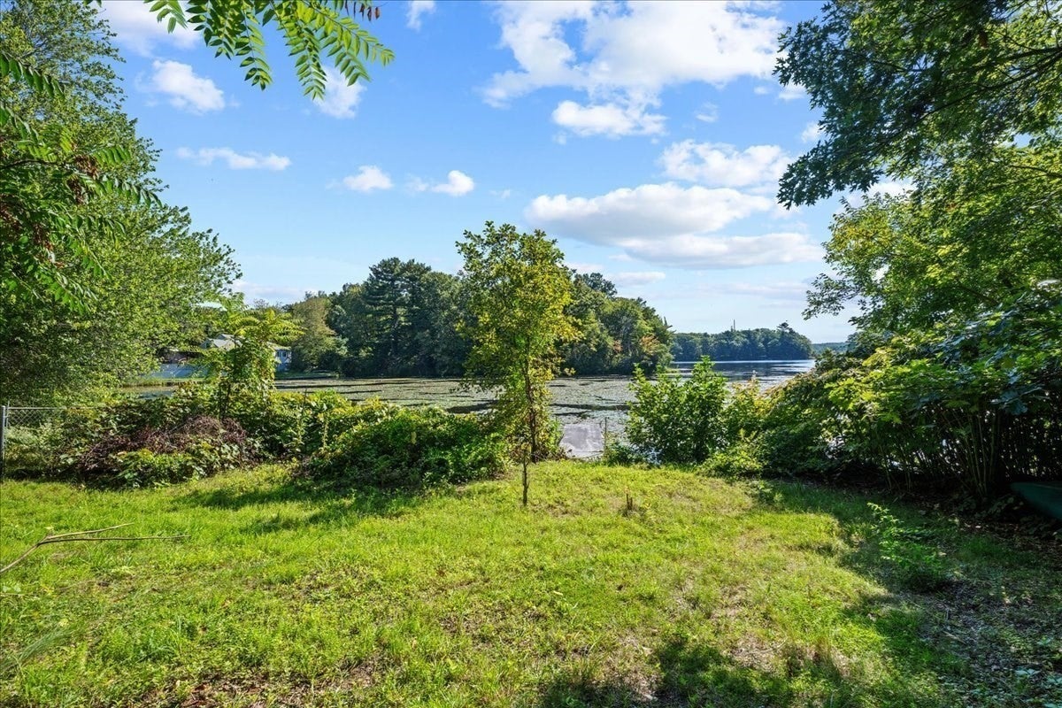 15 Anglin Ln, Shrewsbury, MA Photo #23