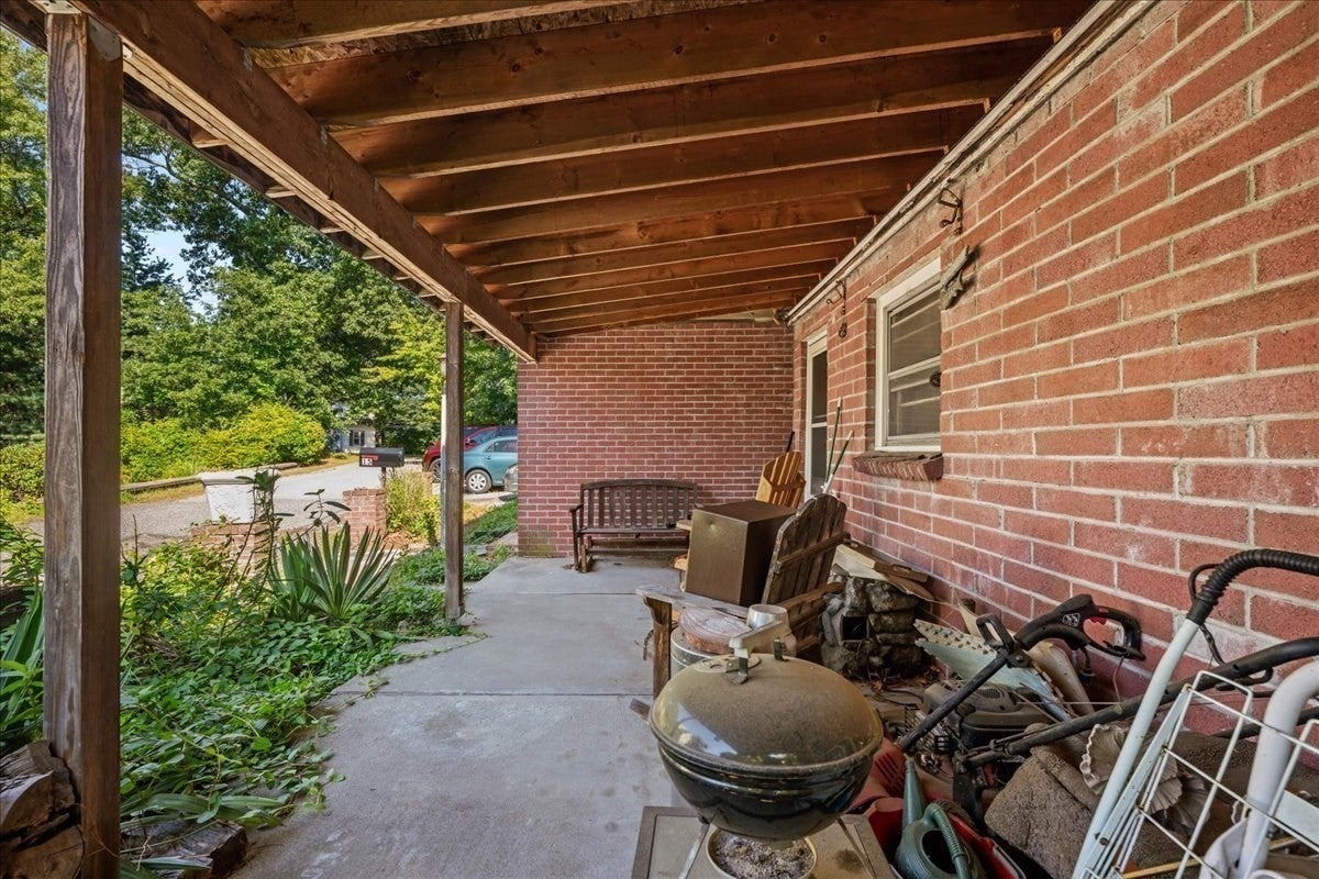 15 Anglin Ln, Shrewsbury, MA Photo #34