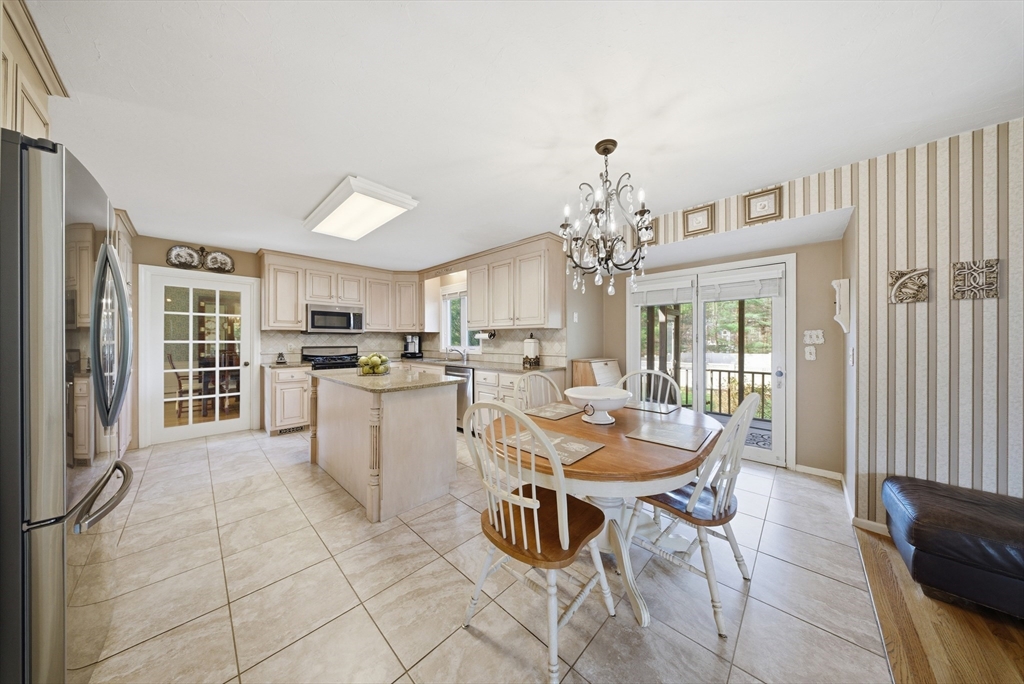 157 Rolling Meadow Dr