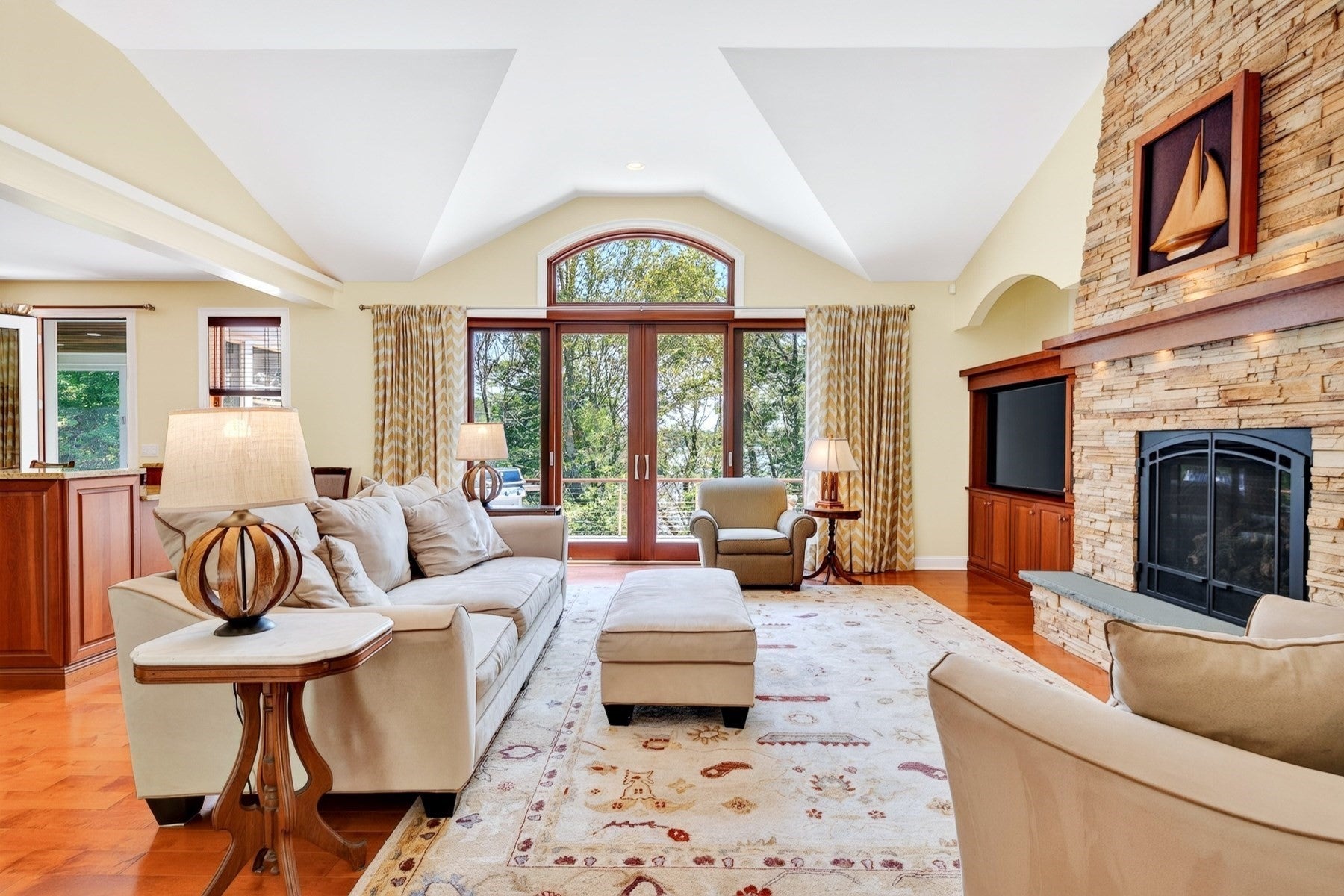 79 Pickerel Cove Cir, Mashpee, MA Photo #8