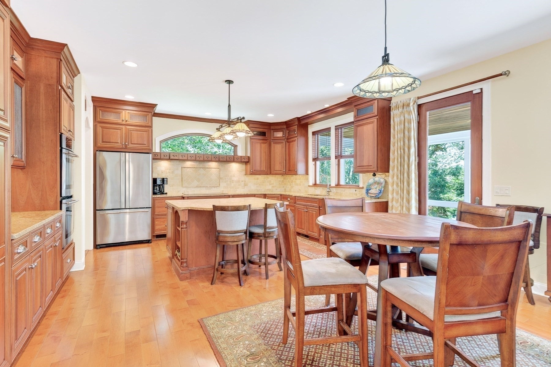 79 Pickerel Cove Cir, Mashpee, MA Photo #12