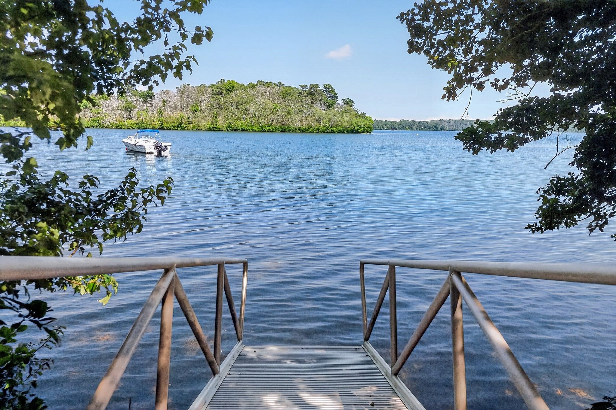 79 Pickerel Cove Cir, Mashpee, MA Photo #3