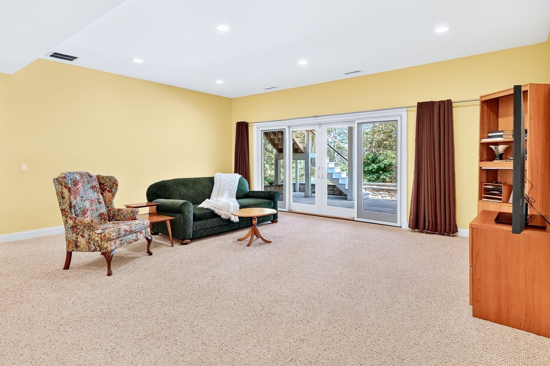79 Pickerel Cove Cir, Mashpee, MA Photo #23