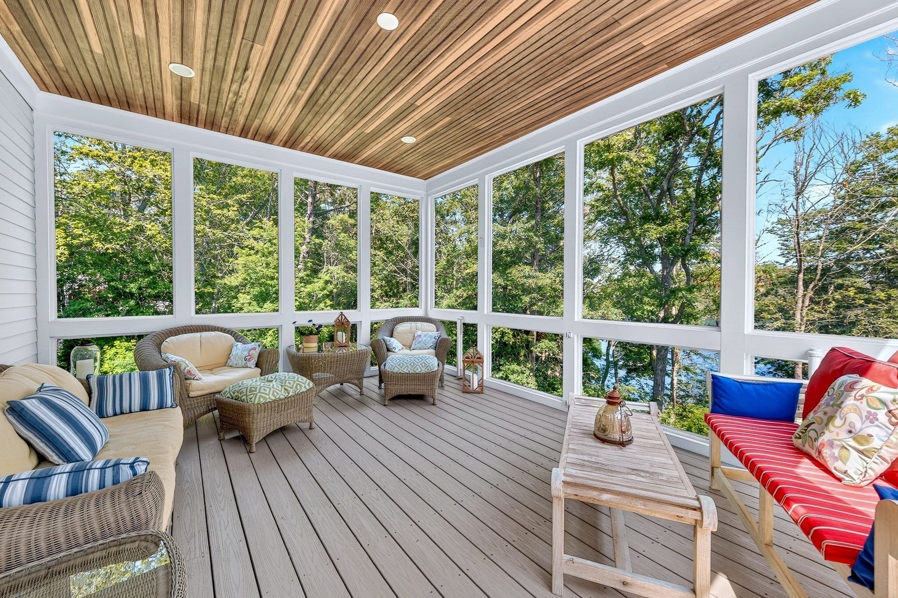 79 Pickerel Cove Cir, Mashpee, MA Photo #16