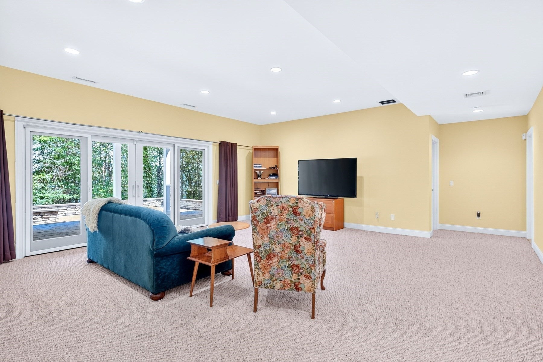 79 Pickerel Cove Cir, Mashpee, MA Photo #22