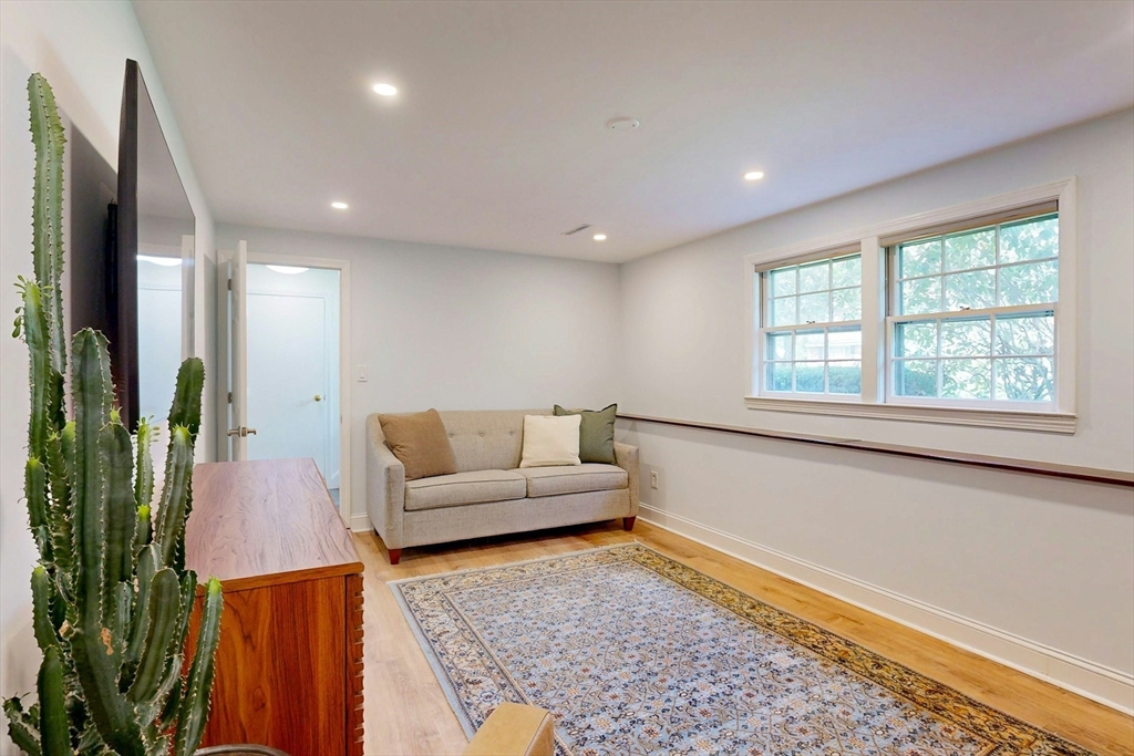 18 Emerson Rd, Medfield, MA Photo #24