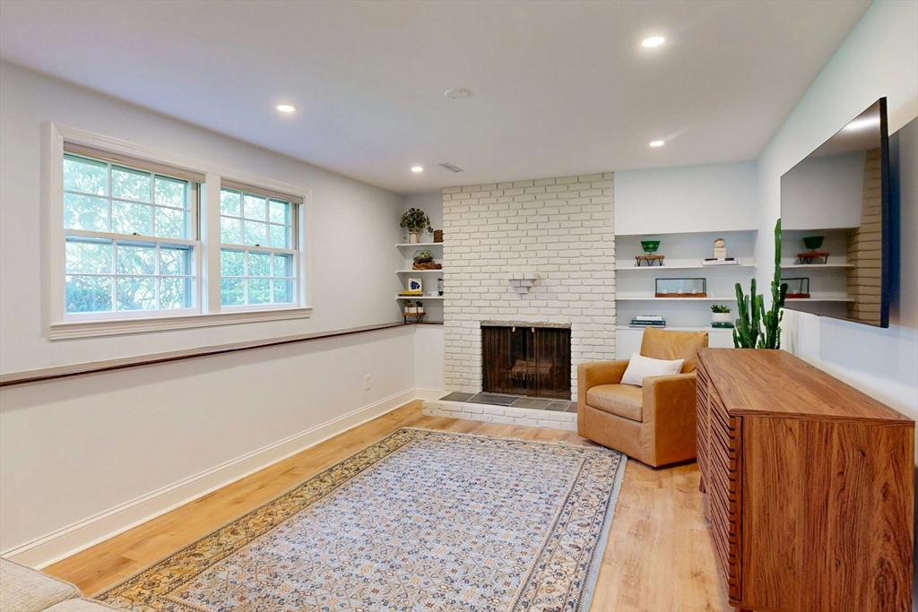 18 Emerson Rd, Medfield, MA Photo #21