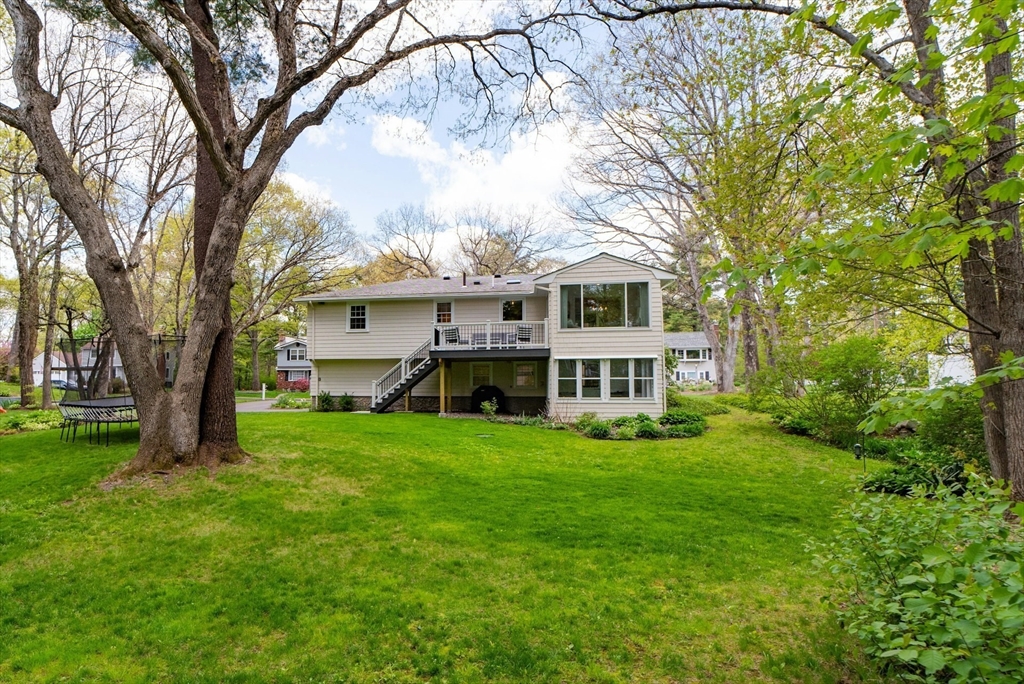 18 Emerson Rd, Medfield, MA Photo #32