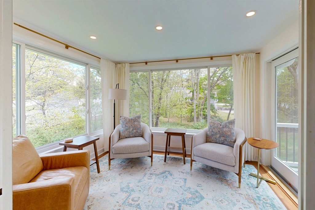18 Emerson Rd, Medfield, MA Photo #11