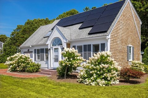 86 Bonito Ave Falmouth MA 02536