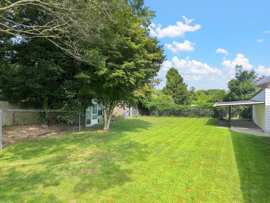 21 Hilltop Rd, Dartmouth, MA Photo #24
