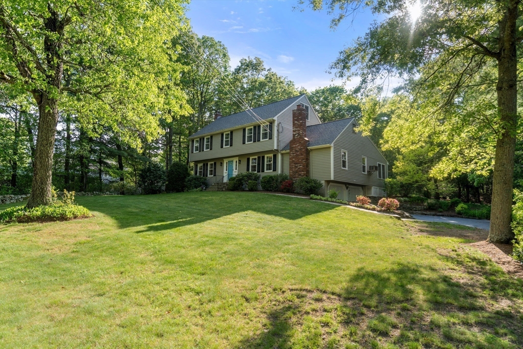 2 Downingwood Dr