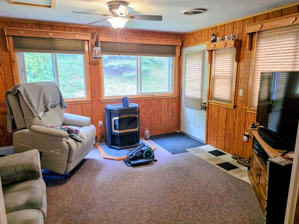388 Sherbert Rd, Ashburnham, MA Photo #12
