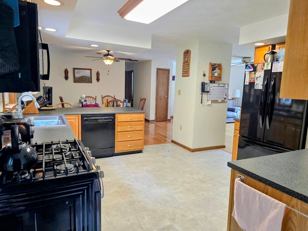 388 Sherbert Rd, Ashburnham, MA Photo #9