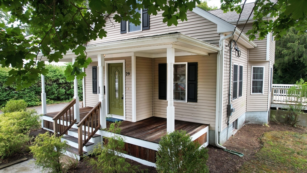 29 Ellis Ave