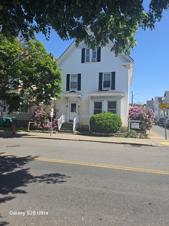 66 Lewis Street