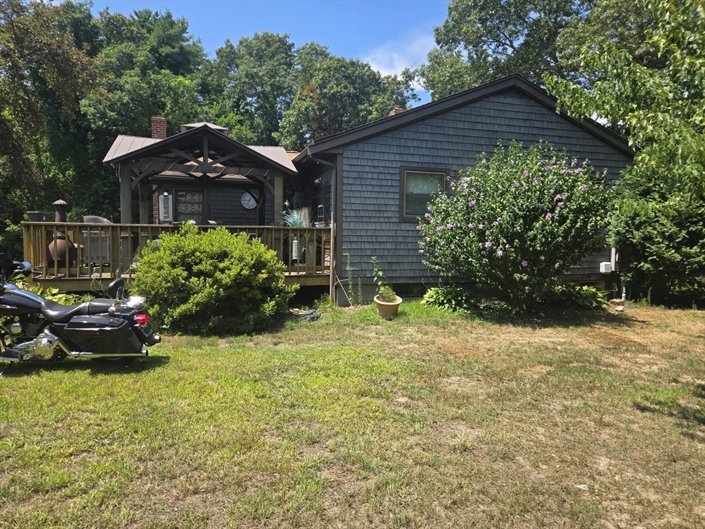111 Precinct St