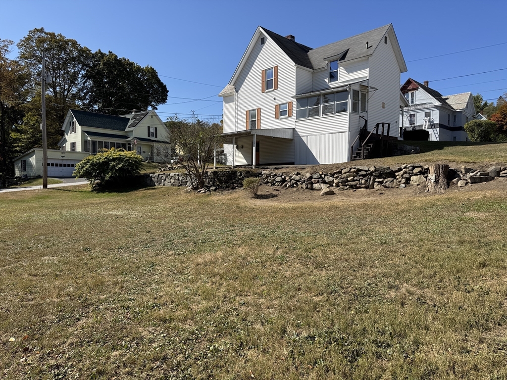 121 Pleasant St