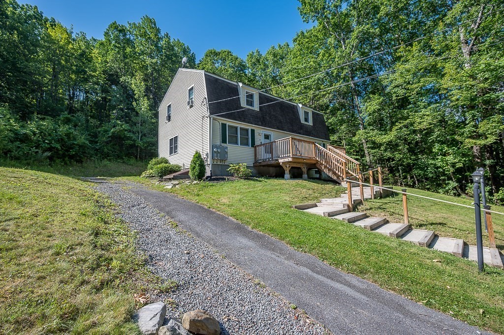 30-32 Rolling Acres Rd