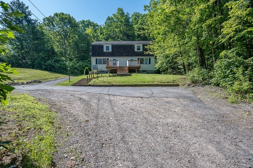30-32 Rolling Acres Rd
