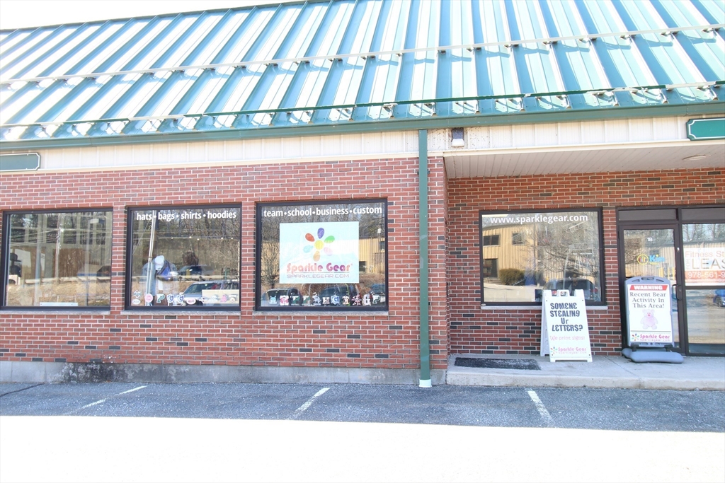 939 Salem 1 & 1B