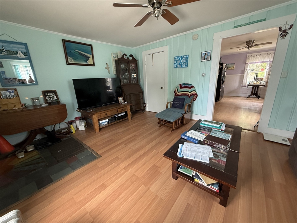 637 Nantasket Ave, Hull, MA Photo #12