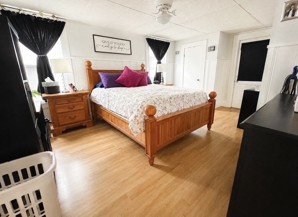 637 Nantasket Ave, Hull, MA Photo #10