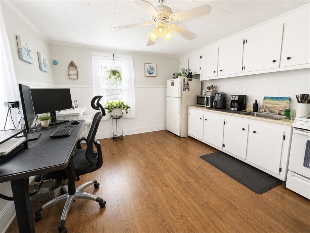 637 Nantasket Ave, Hull, MA Photo #9