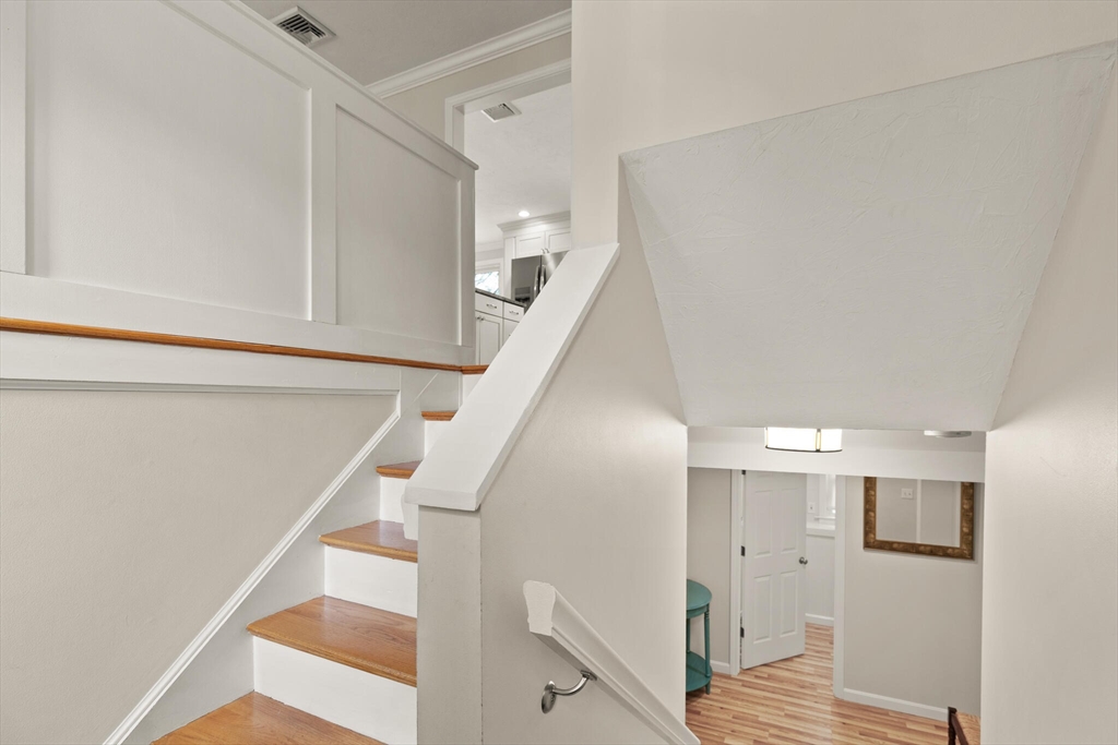 7 Marsh Dr