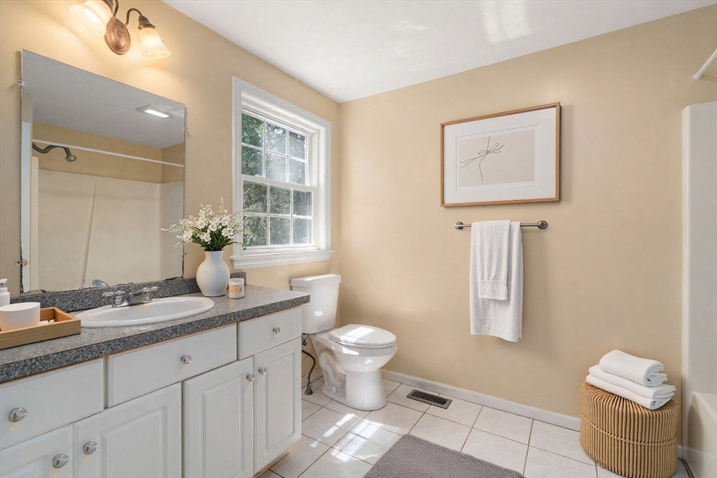 11 Brackett Road #A, Framingham, MA, 11 Brackett Road #A, Framingham, MA Photo #14