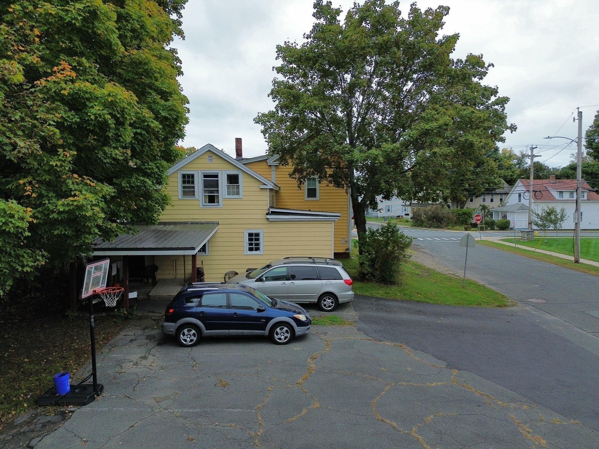 25 Pleasant St, Greenfield, MA Photo #28