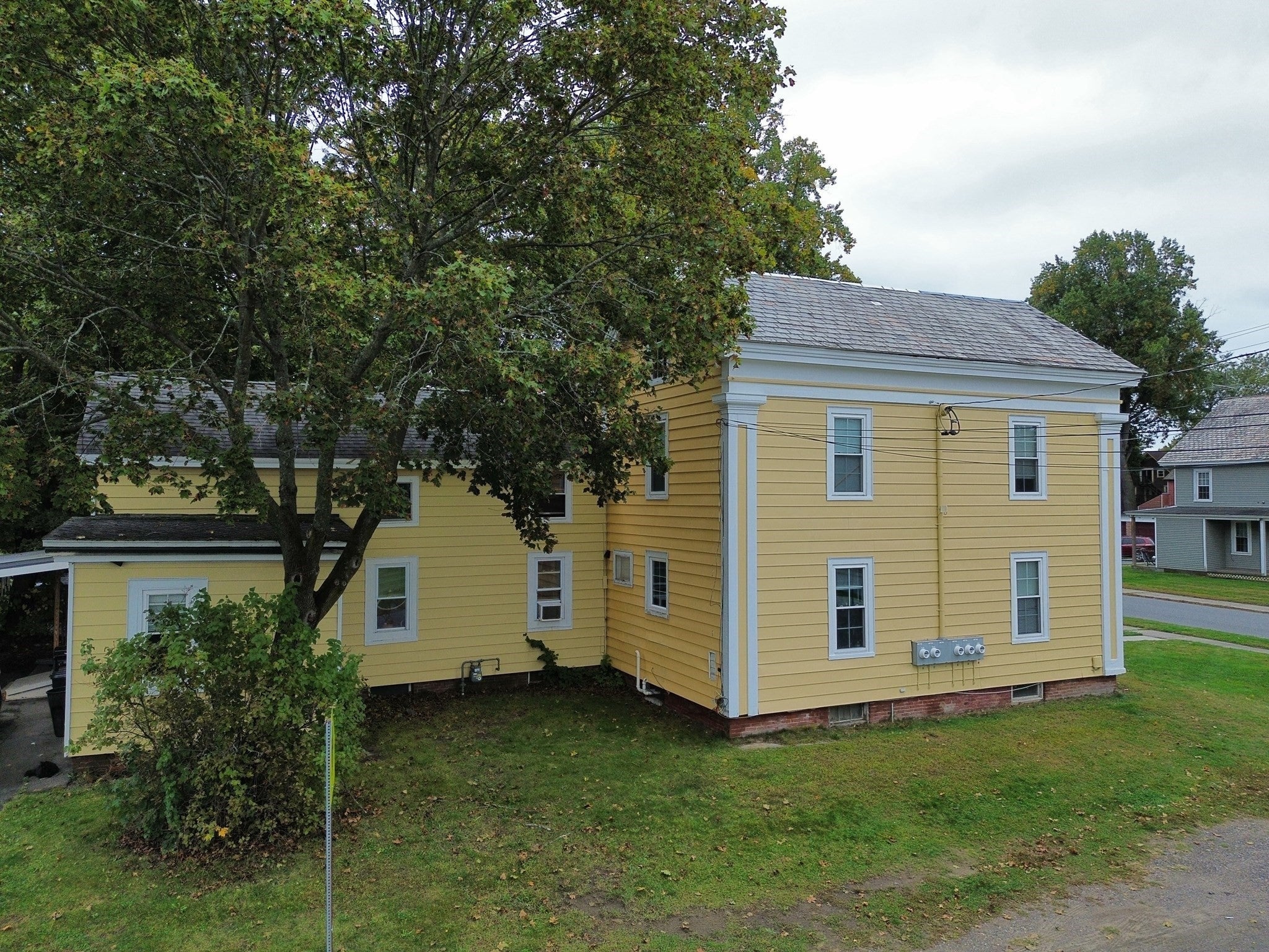 25 Pleasant St, Greenfield, MA Photo #3