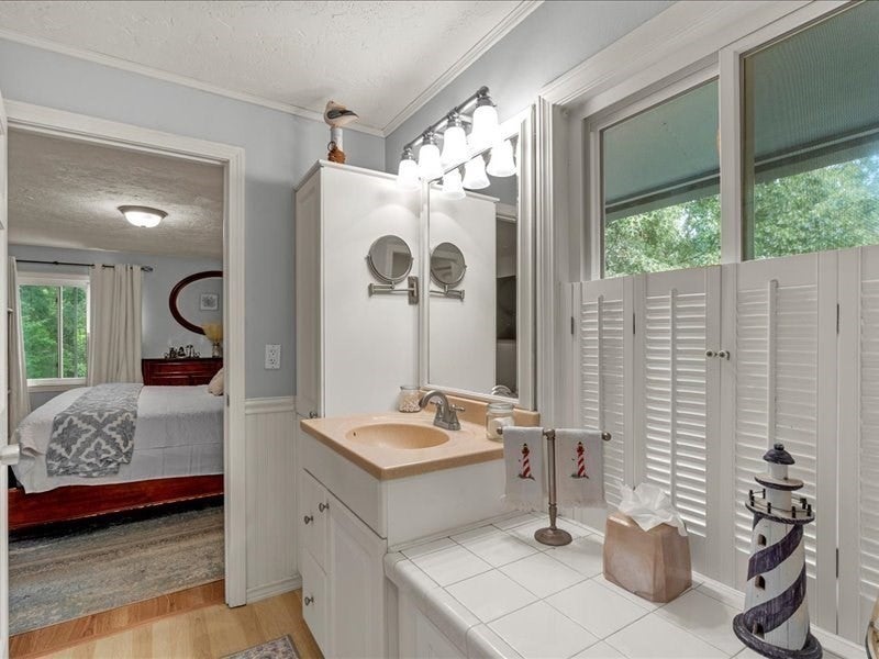 21 Woodvale Ave, Plymouth, MA, 21 Woodvale Ave, Plymouth, MA Photo #17