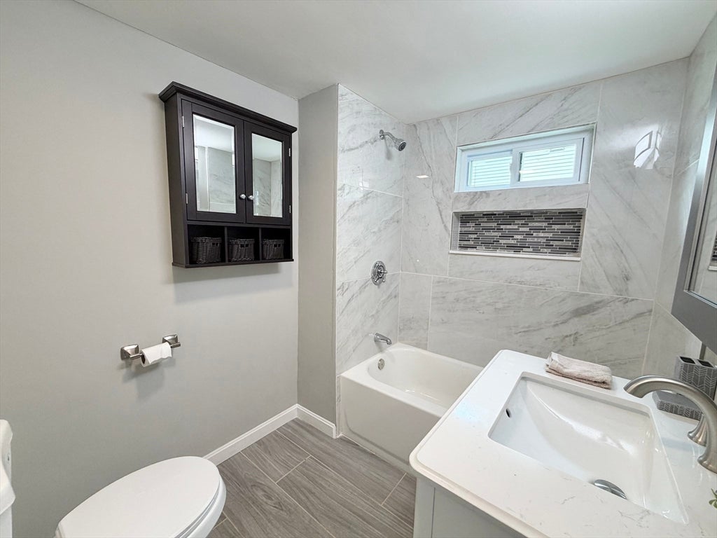 87 Vezina Ave, Leominster, MA Photo #27