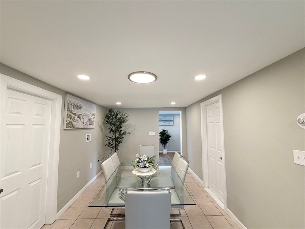 87 Vezina Ave, Leominster, MA Photo #10