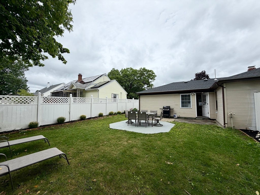 87 Vezina Ave, Leominster, MA Photo #34