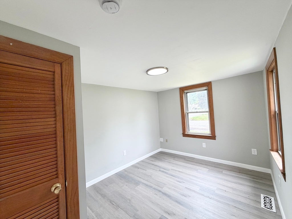 87 Vezina Ave, Leominster, MA Photo #30