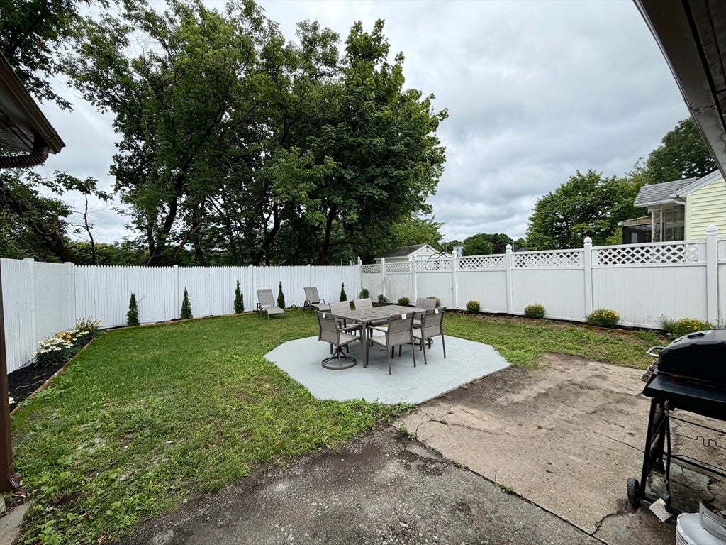 87 Vezina Ave, Leominster, MA Photo #31