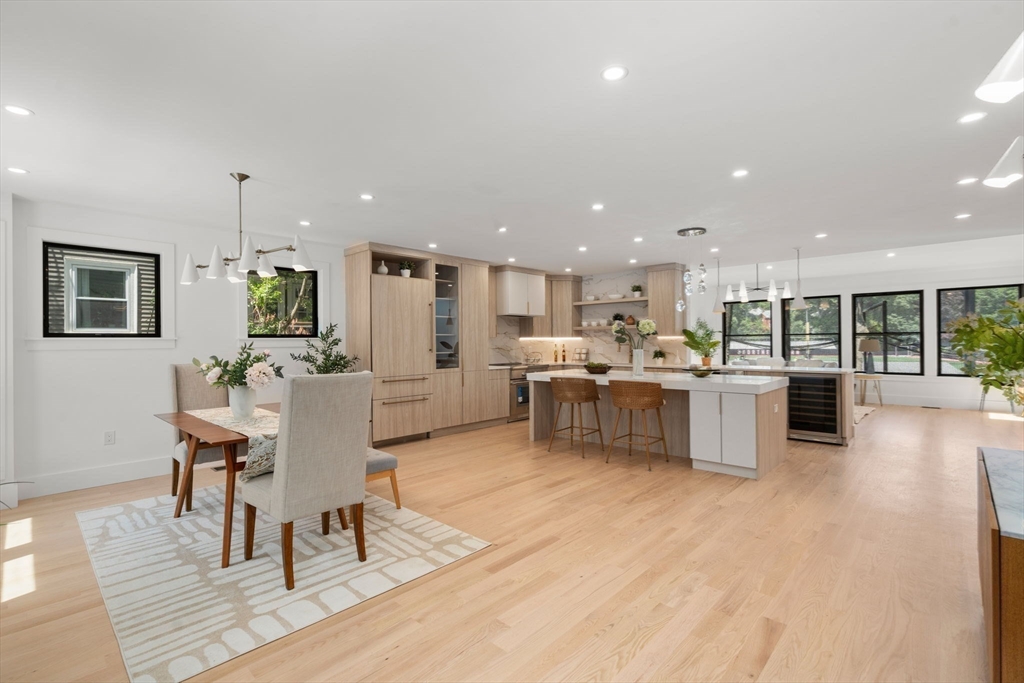 216 Aspinwall Ave,