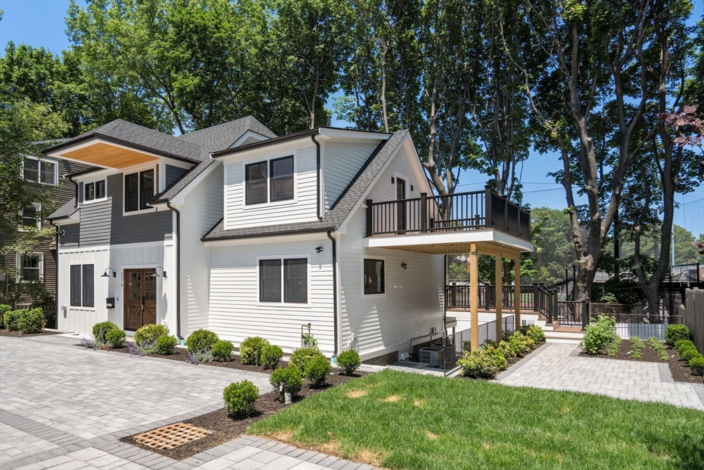 216 Aspinwall Ave,